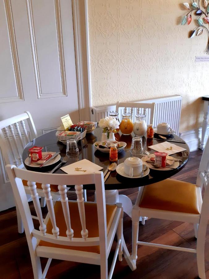Savoy Hotel Fleetwood Eksteriør billede